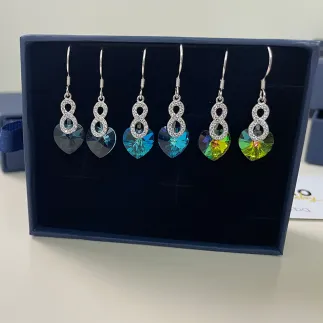 Безкрайна любов - обеци със Swarovski