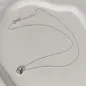 Колие Абстаркция