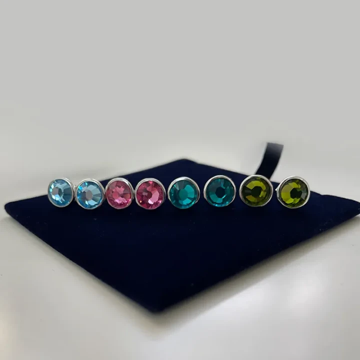 Продукт Сребърни обеци със Swarovski Ключ към женското сияние Изображение