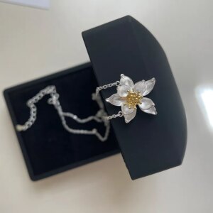 Сребърно колие Хармонията на лотоса