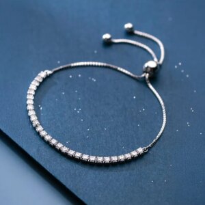 Гривна от сребро Красота в детайла