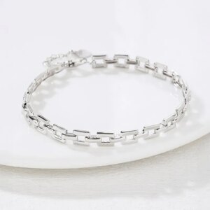 Гривна Сребърна елегантност