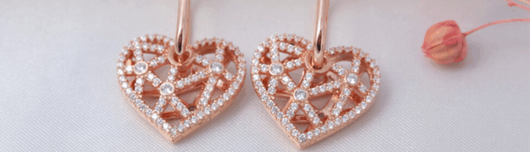 Сребърни бижута с цирконий – блясък, който не избледнява